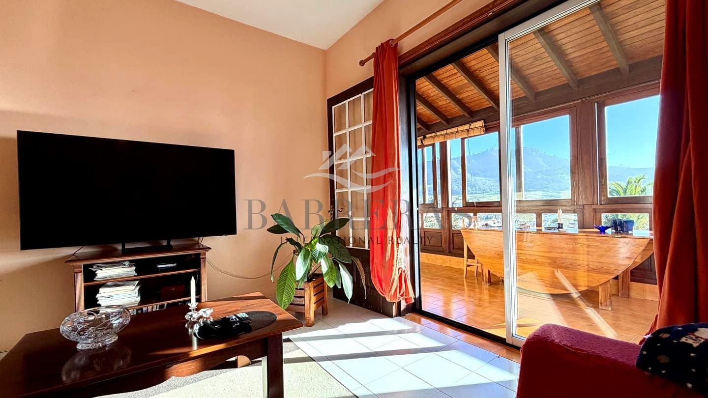 Chalet de 7 habitaciones en Tegueste en venta - 895.000 € (Ref: 9750848)