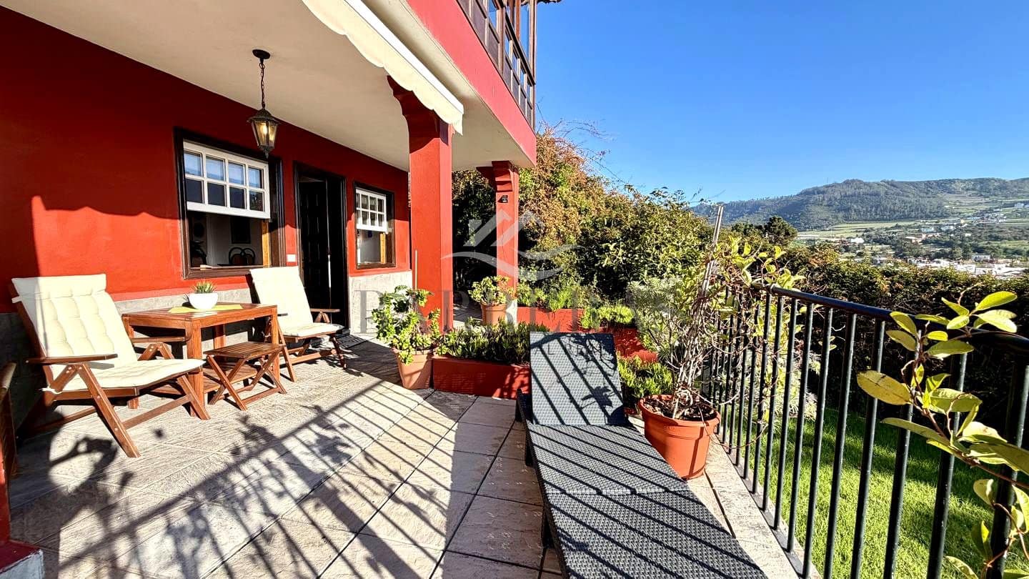 Chalet de 7 habitaciones en Tegueste en venta - 895.000 € (Ref: 9750848)