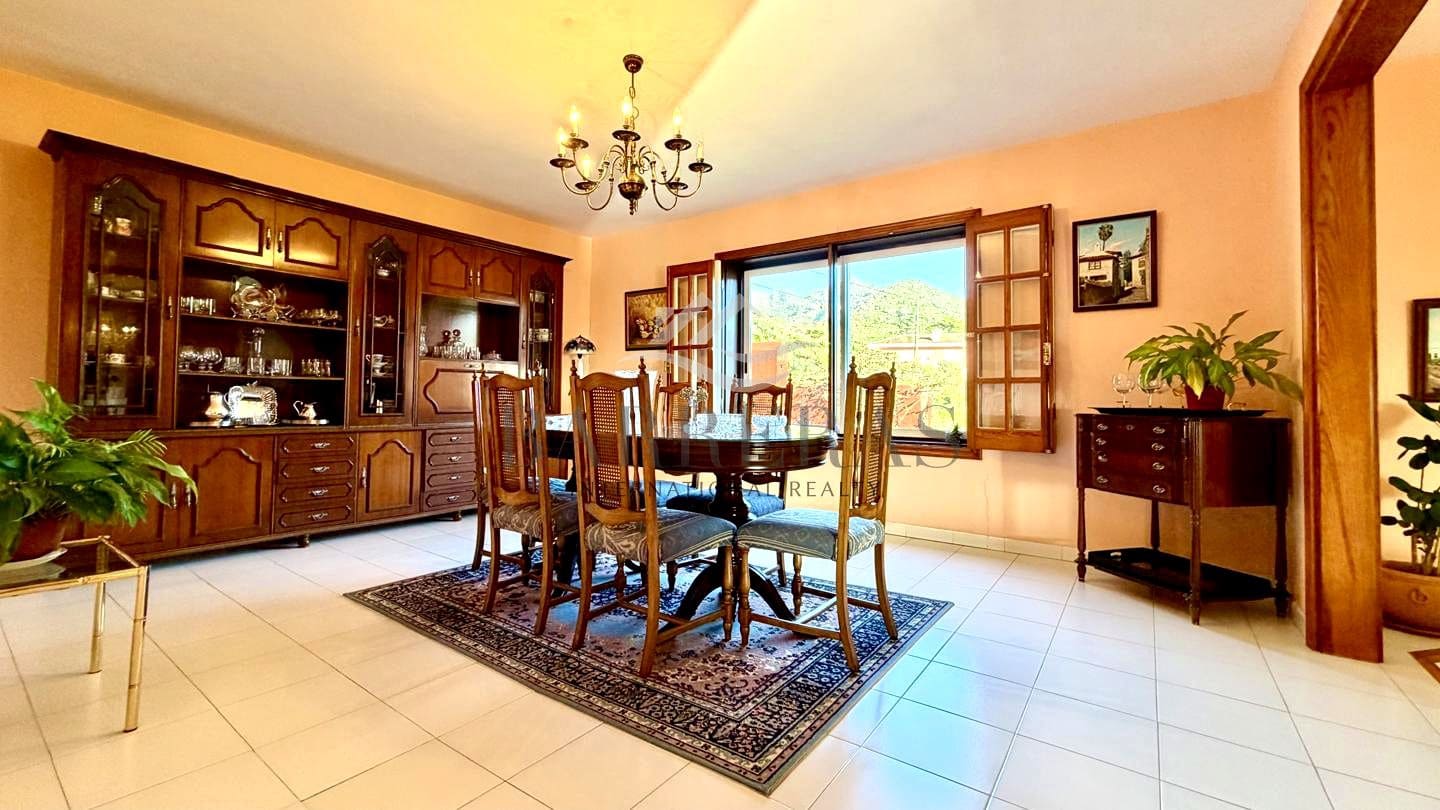 Chalet de 7 habitaciones en Tegueste en venta - 895.000 € (Ref: 9750848)