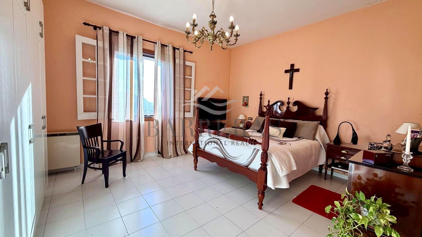 Chalet de 7 habitaciones en Tegueste en venta - 895.000 € (Ref: 9750848)