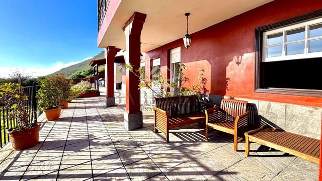 Chalet de 7 habitaciones en Tegueste en venta - 895.000 € (Ref: 9750848)