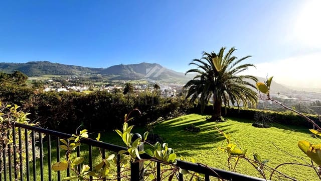 Chalet de 7 habitaciones en Tegueste en venta - 895.000 € (Ref: 9750848)