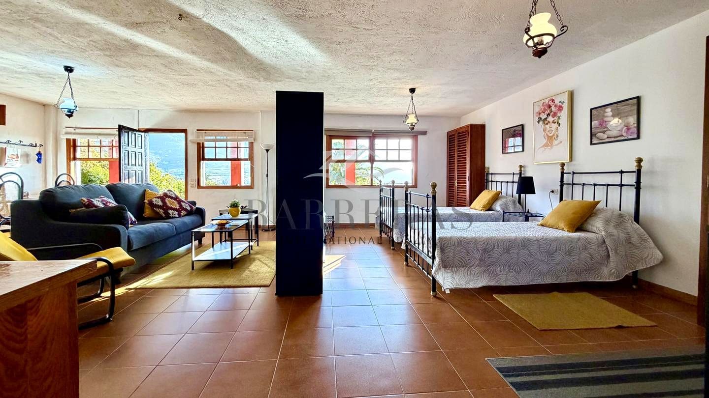 Chalet de 7 habitaciones en Tegueste en venta - 895.000 € (Ref: 9750848)