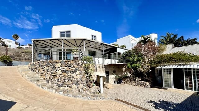 3 soveværelse Villa til salg i Tabaiba, El Rosario - € 760.000 (Ref: 9750849)