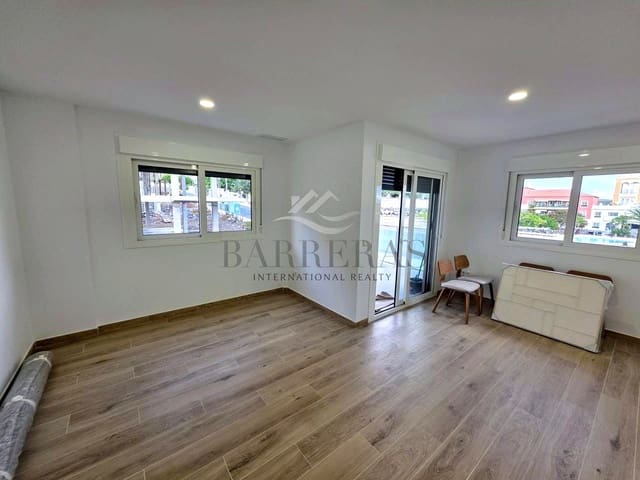 3 soverom Leilighet til salgs i Las Chafiras (San Miguel), San Miguel de Abona med svømmebasseng garasje - € 310 000 (Ref: 9750850)