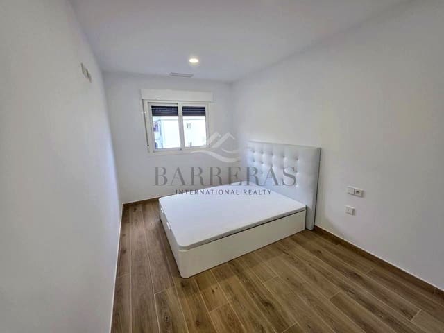 3 soverom Leilighet til salgs i Las Chafiras (San Miguel), San Miguel de Abona med svømmebasseng garasje - € 310 000 (Ref: 9750850)