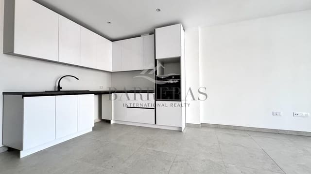 2 soverom Leilighet til salgs i Playa San Juan, Guía de Isora med svømmebasseng garasje - € 325 000 (Ref: 9750853)