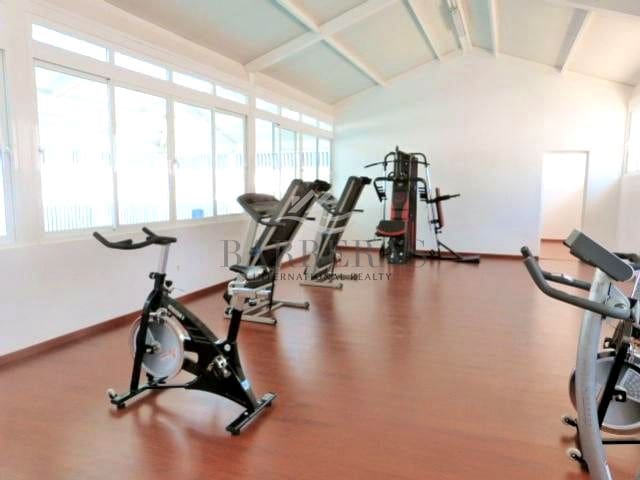 2 chambre Appartement à vendre à Llano del Camello avec piscine garage - 450 000 € (Ref: 9771992)