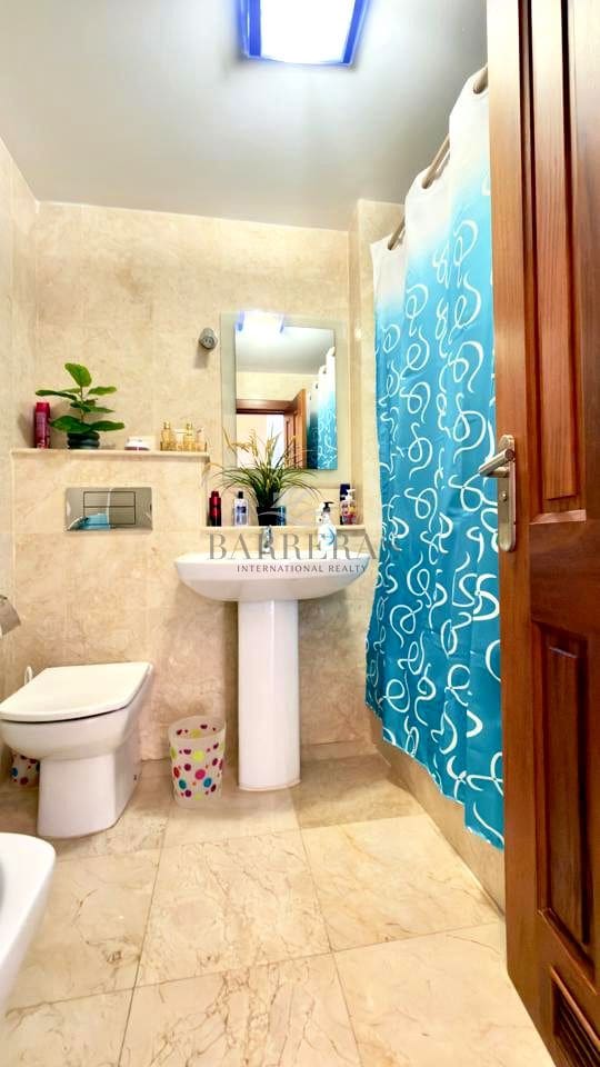 2 chambre Appartement à vendre à Llano del Camello avec piscine garage - 450 000 € (Ref: 9771992)