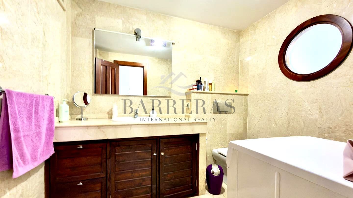 2 chambre Appartement à vendre à Llano del Camello avec piscine garage - 450 000 € (Ref: 9771992)