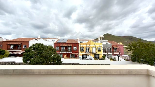 2 chambre Appartement à vendre à Llano del Camello, San Miguel de Abona avec piscine garage - 450 000 € (Ref: 9771992)