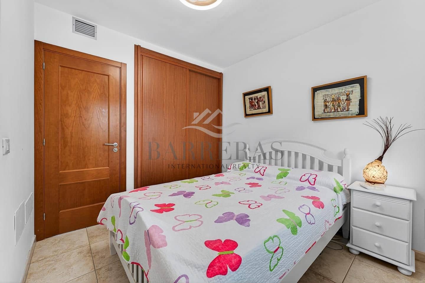 4 soveværelse Villa til salg i San Miguel de Abona med garage - € 330.000 (Ref: 9838647)