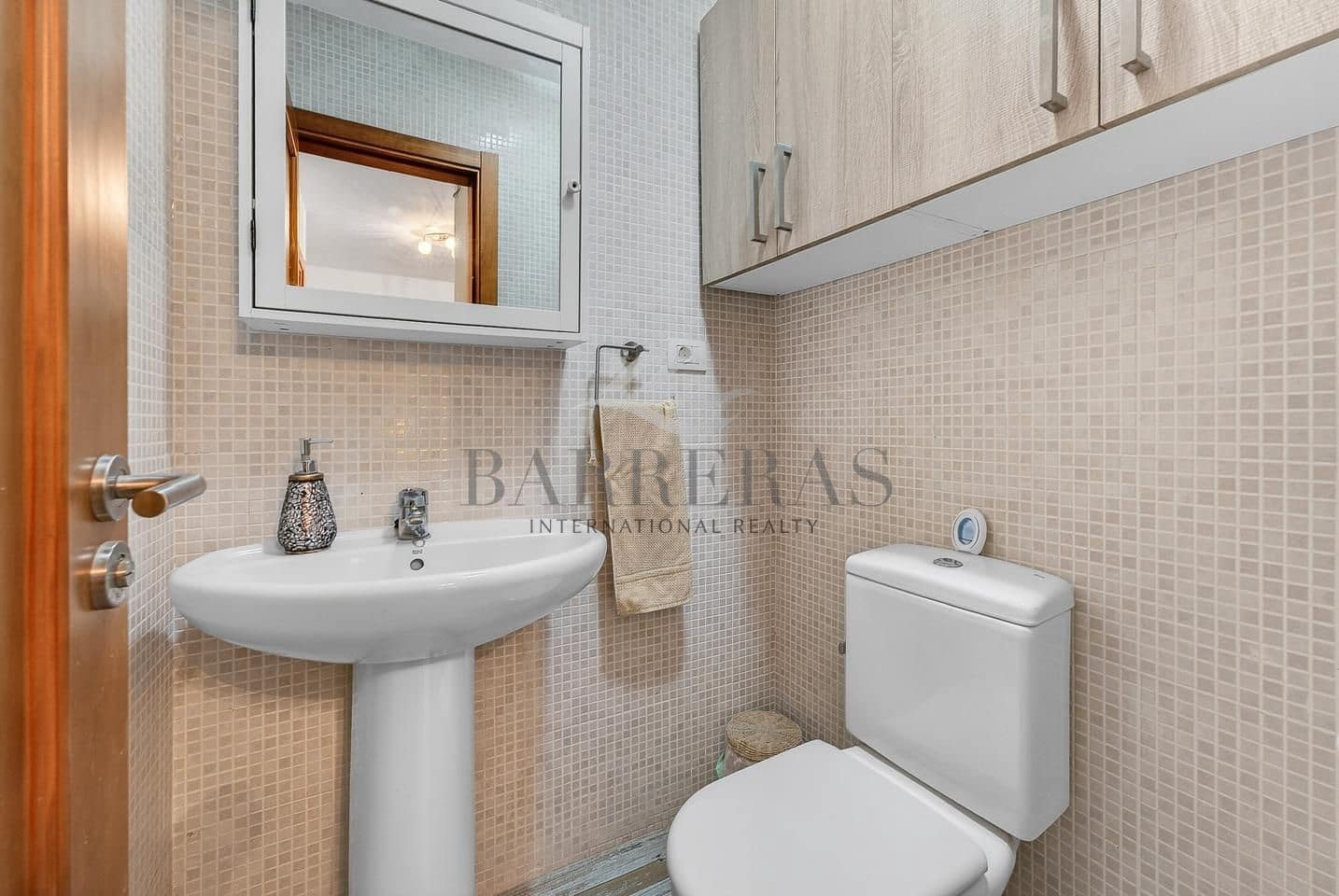 4 soveværelse Villa til salg i San Miguel de Abona med garage - € 330.000 (Ref: 9838647)