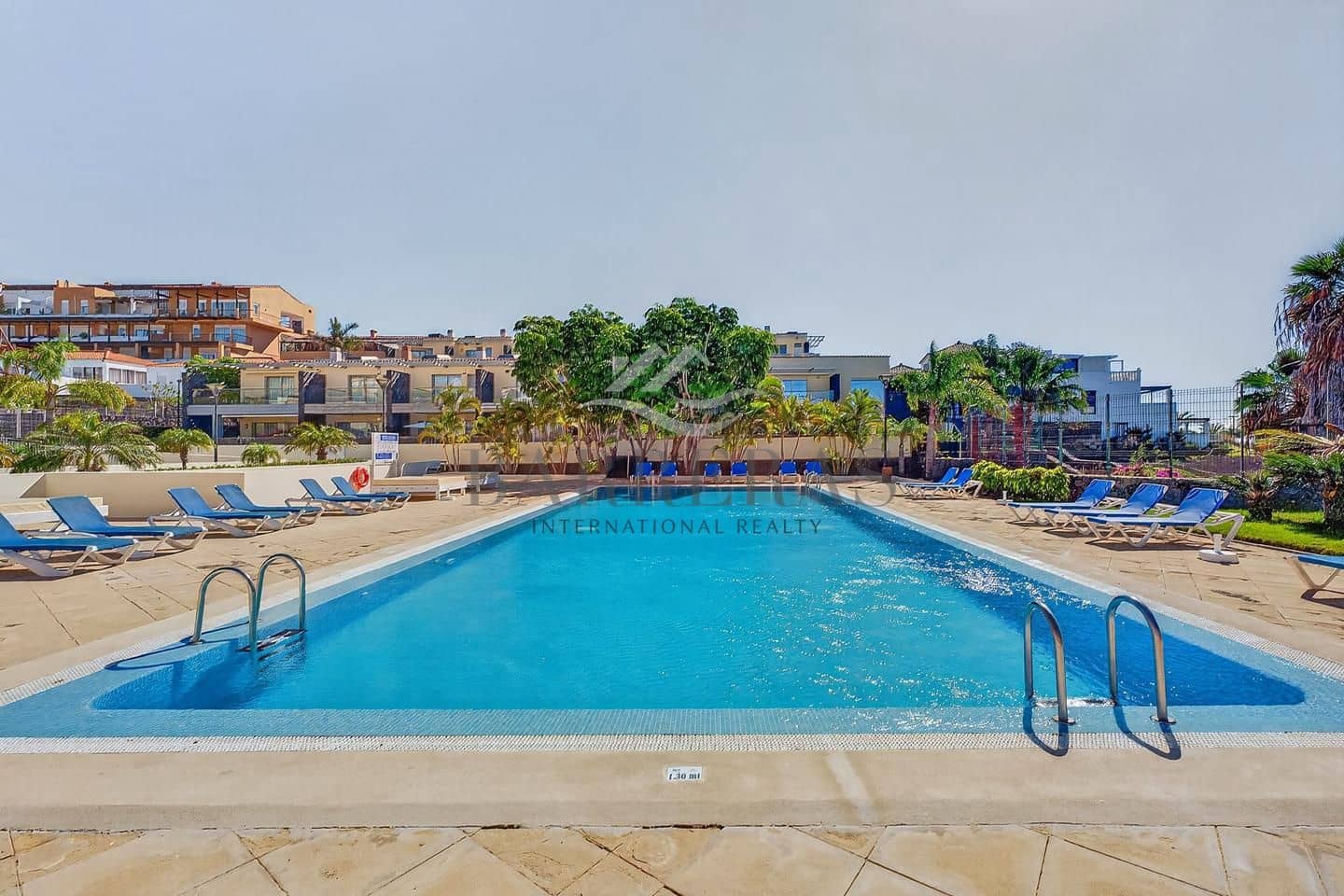 3 bedroom Villa for sale in Amarilla Golf with pool garage - € 650,000 (Ref: 9839947)