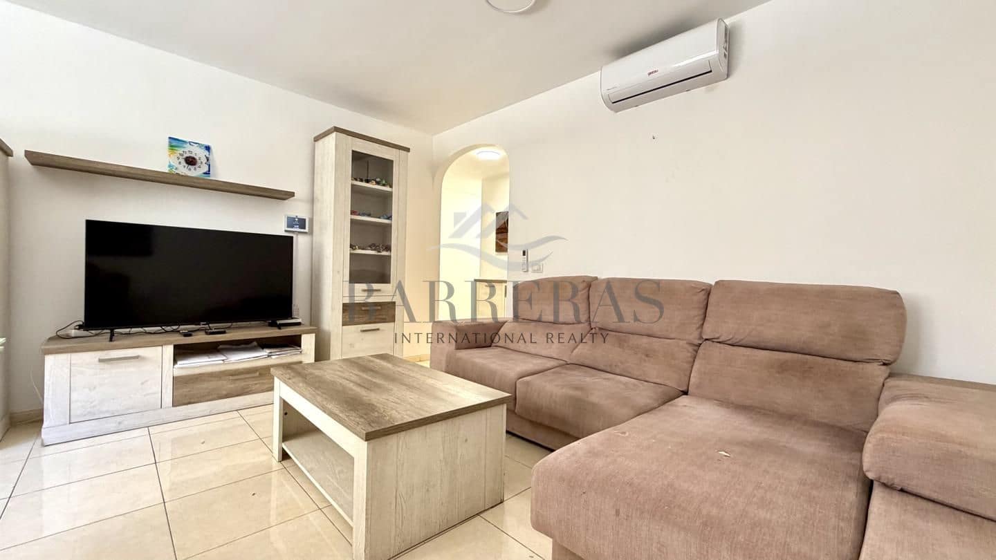 3 bedroom Flat for sale in Los Abrigos with garage - € 245,000 (Ref: 9858613)