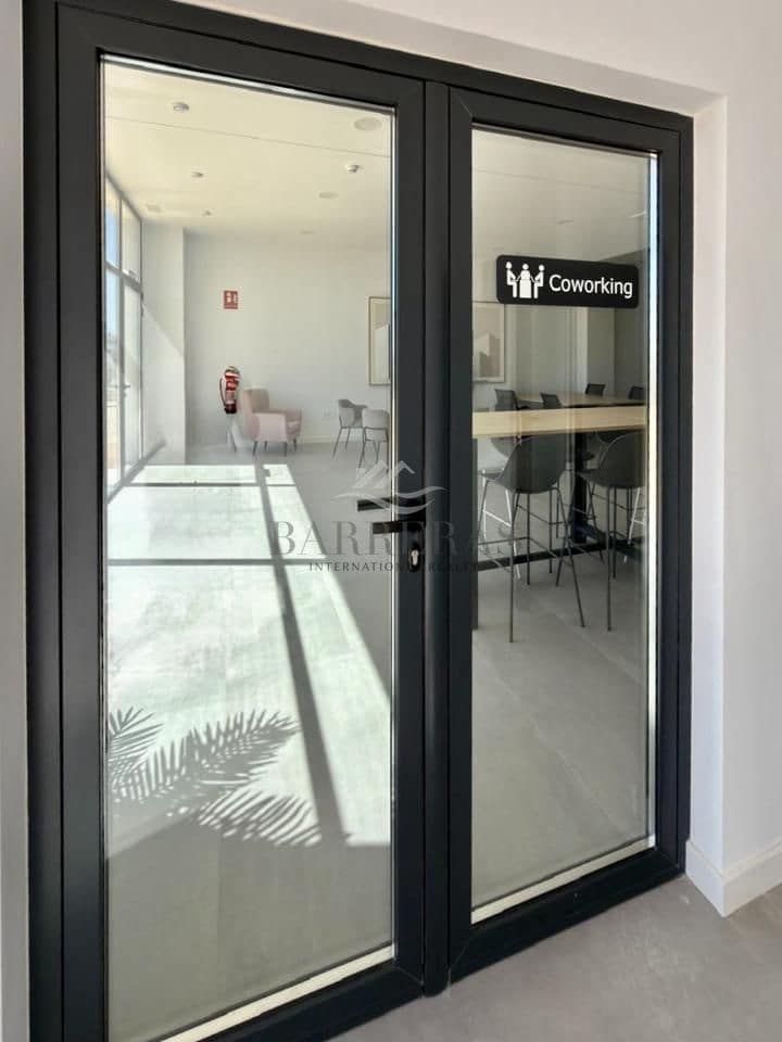2 slaapkamer Flat te koop in Benidorm met zwembad garage - € 475.000 (Ref: 9889428)