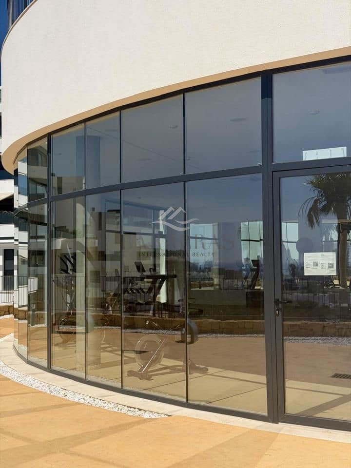 2 slaapkamer Flat te koop in Benidorm met zwembad garage - € 475.000 (Ref: 9889428)