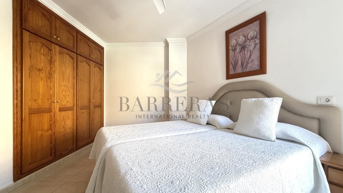 2 bedroom Flat for sale in Las Galletas - € 298,000 (Ref: 9895661)