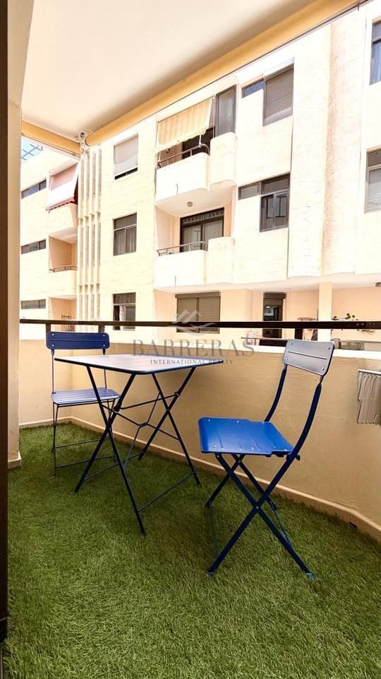 Piso de 1 habitación en El Medano en venta - 275.000 € (Ref: 9958821)