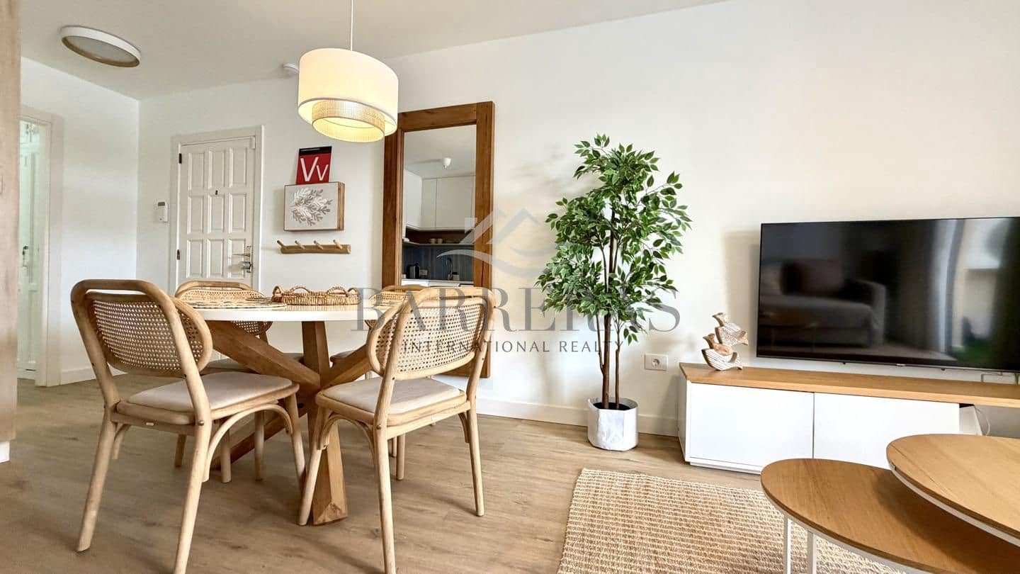 Piso de 1 habitación en El Medano en venta - 275.000 € (Ref: 9958821)