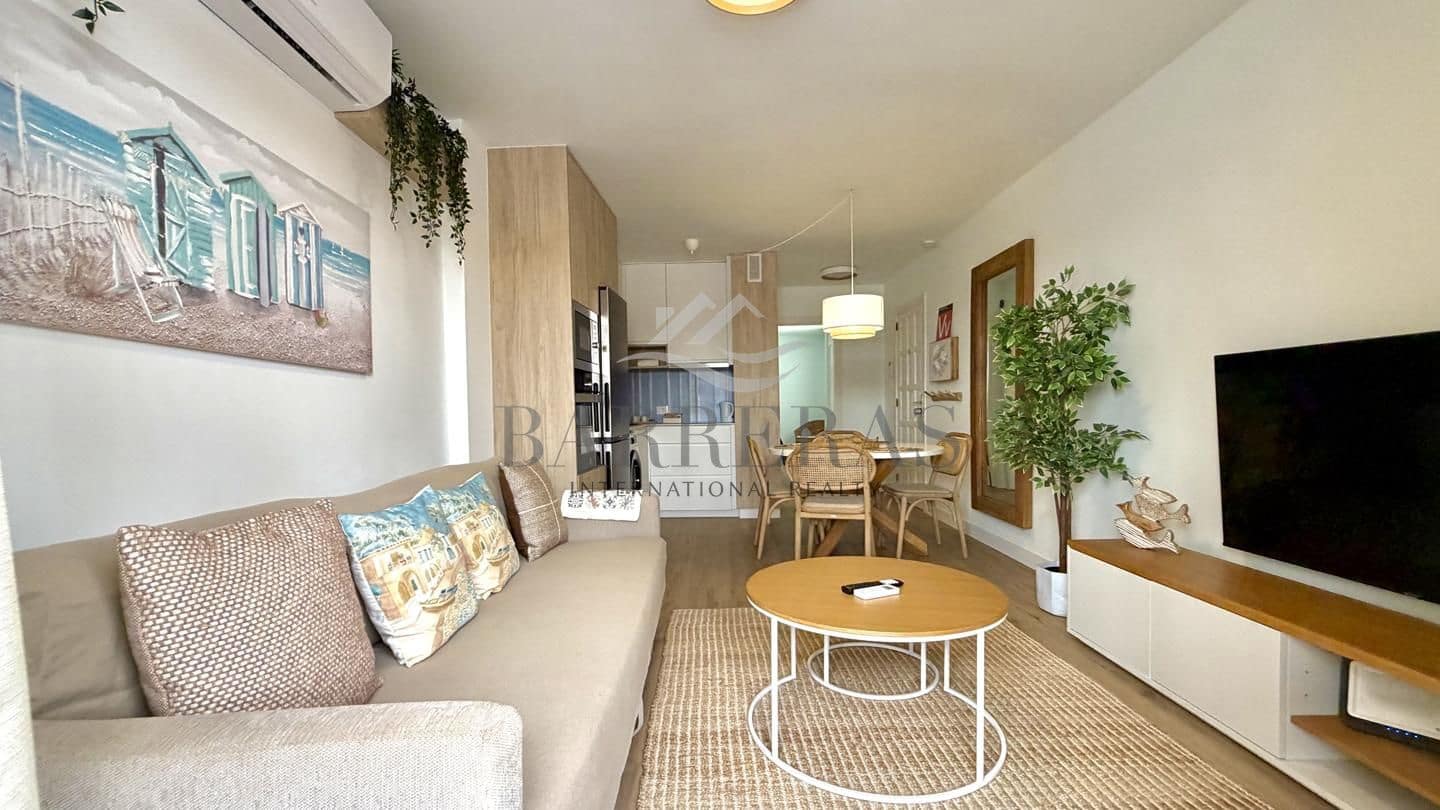 Piso de 1 habitación en El Medano en venta - 275.000 € (Ref: 9958821)