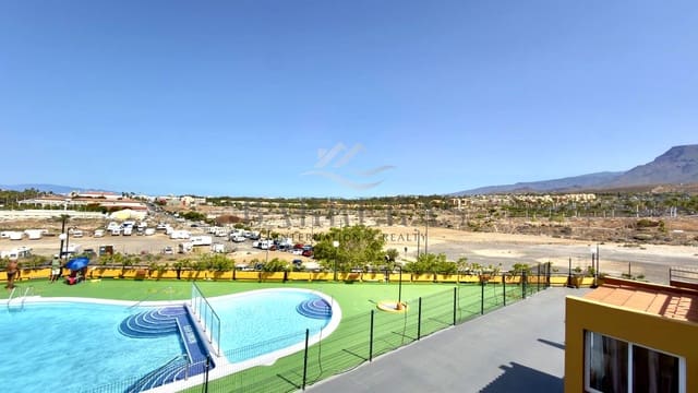 1 soveværelse Lejlighed til salg i Los Cristianos, Arona med swimmingpool - € 220.000 (Ref: 9973972)