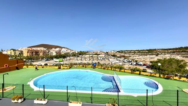 1 soveværelse Lejlighed til salg i Los Cristianos, Arona med swimmingpool - € 220.000 (Ref: 9973972)
