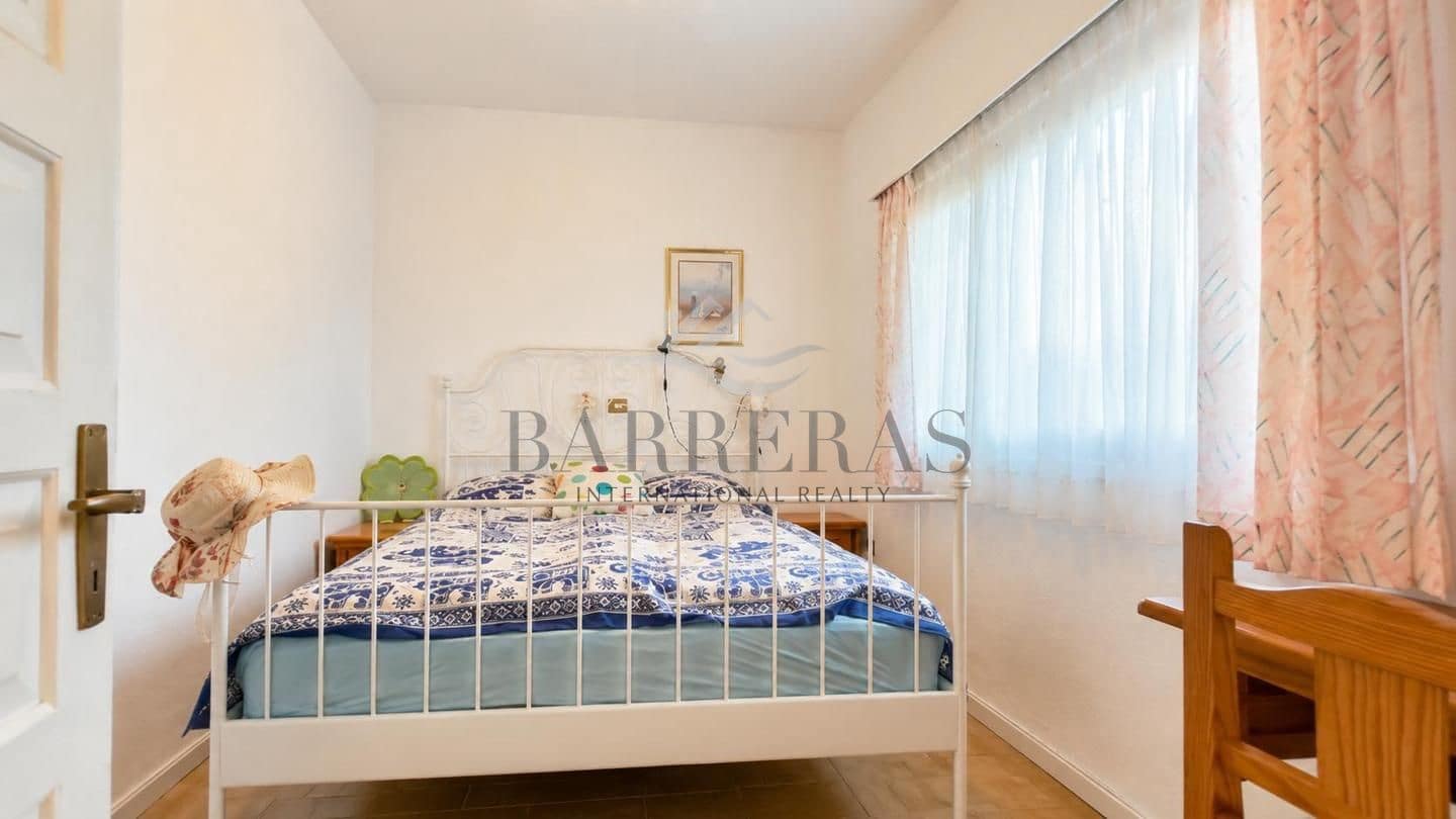 3 soveværelse Villa til salg i Costa del Silencio med swimmingpool garage - € 470.000 (Ref: 9996407)