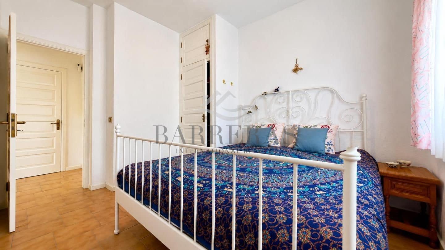 3 soveværelse Villa til salg i Costa del Silencio med swimmingpool garage - € 470.000 (Ref: 9996407)