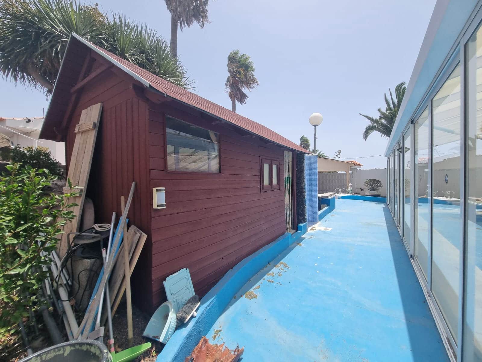 3 bedroom Villa for sale in San Isidro de Abona with pool garage - € 670,000 (Ref: 10004408)