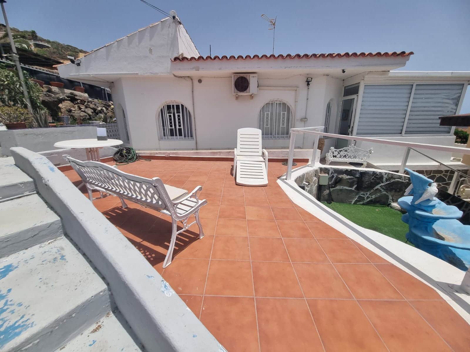 3 bedroom Villa for sale in San Isidro de Abona with pool garage - € 670,000 (Ref: 10004408)
