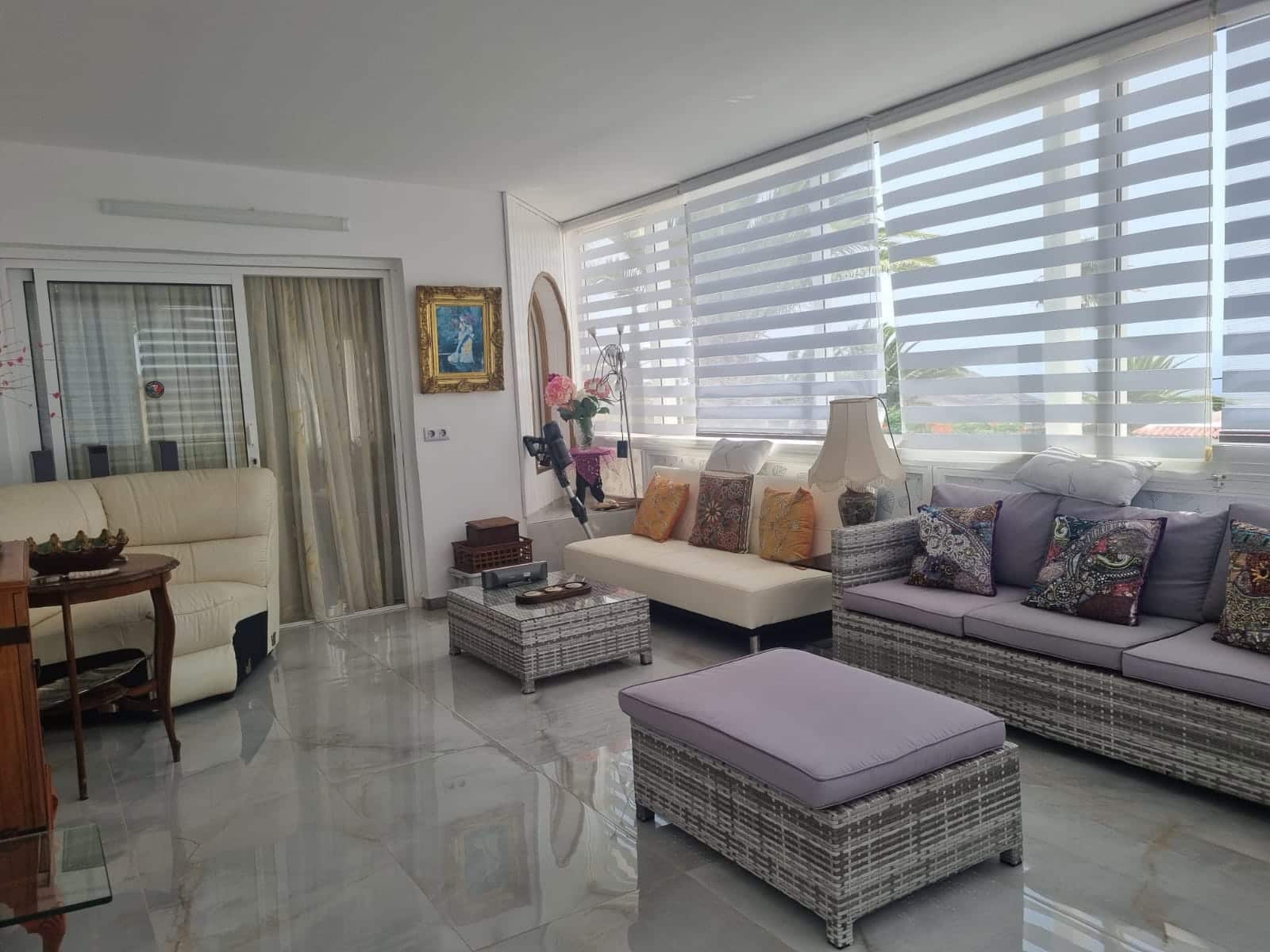 3 bedroom Villa for sale in San Isidro de Abona with pool garage - € 670,000 (Ref: 10004408)