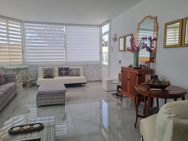 3 bedroom Villa for sale in San Isidro de Abona, Granadilla de Abona with pool garage - € 670,000 (Ref: 10004408)