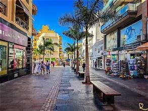 Restaurant/Bar for sale in Los Cristianos, Arona - € 59,000 (Ref: 10019680)