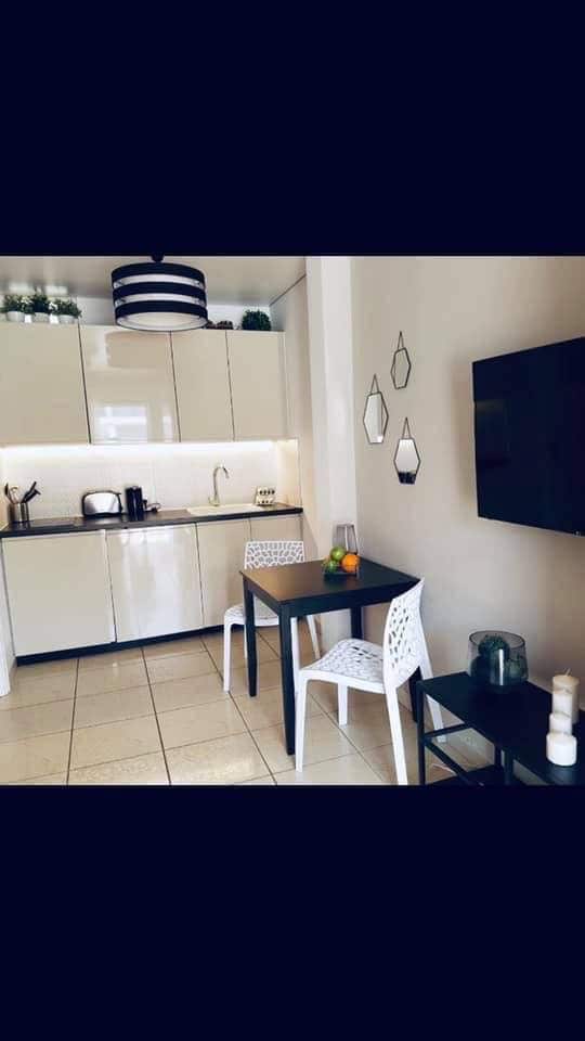 Estúdio para venda em Los Cristianos com piscina - 195 000 € (Ref: 10100491)
