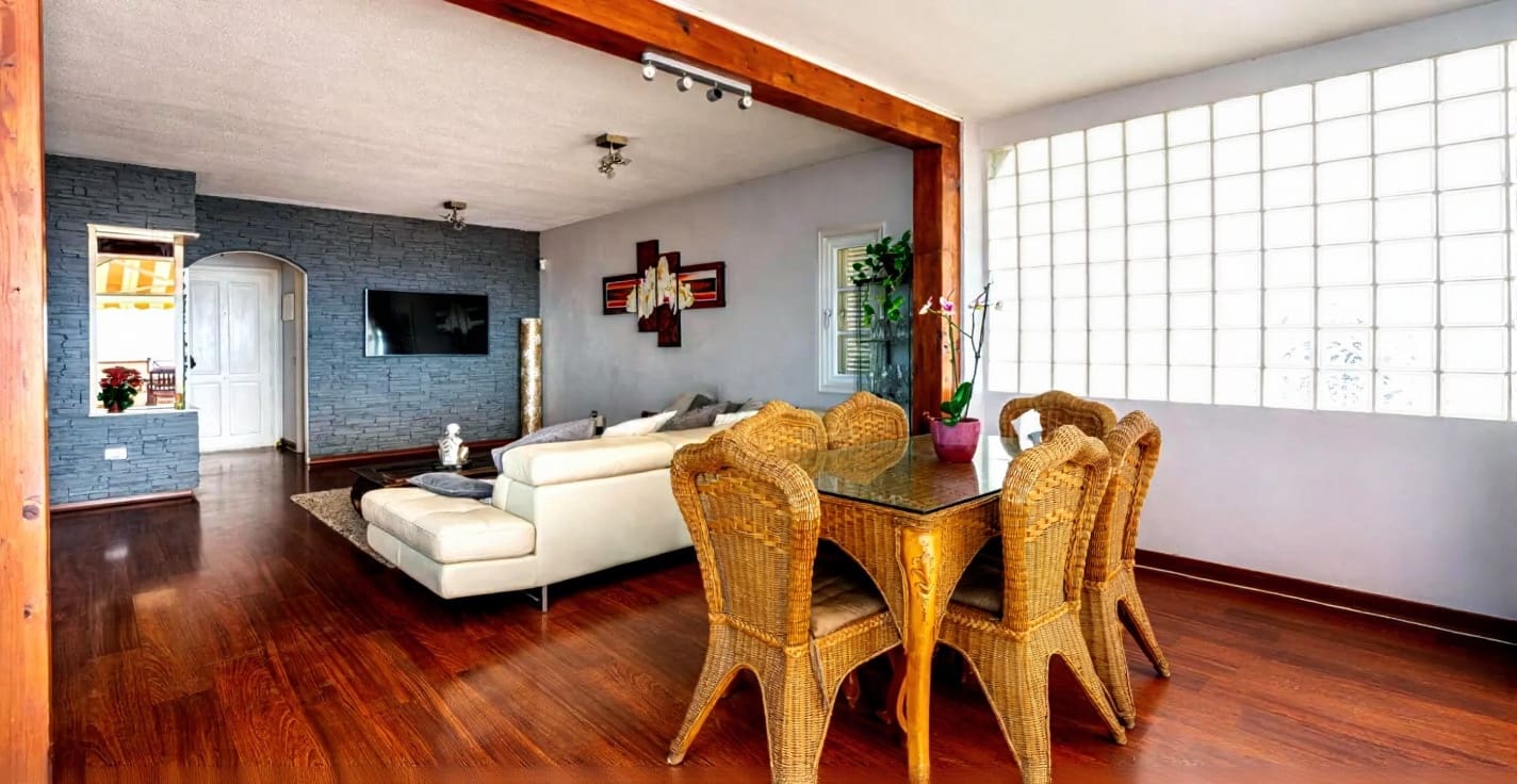 3 soverom Hus til salgs i Costa Adeje med svømmebasseng garasje - € 750 000 (Ref: 9379563)