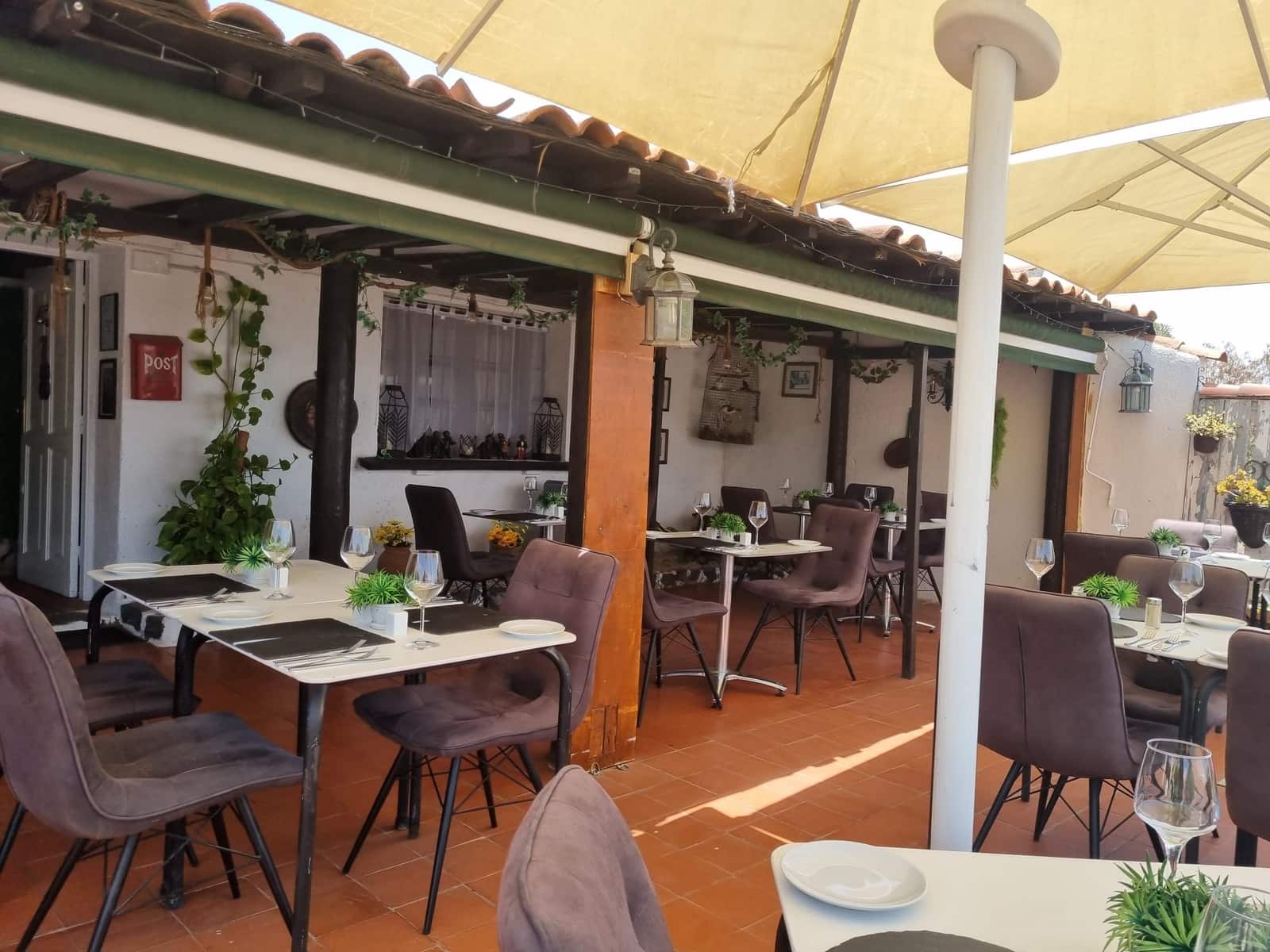 Virksomhed til salg i Arona med garage - € 185.000 (Ref: 9383732)