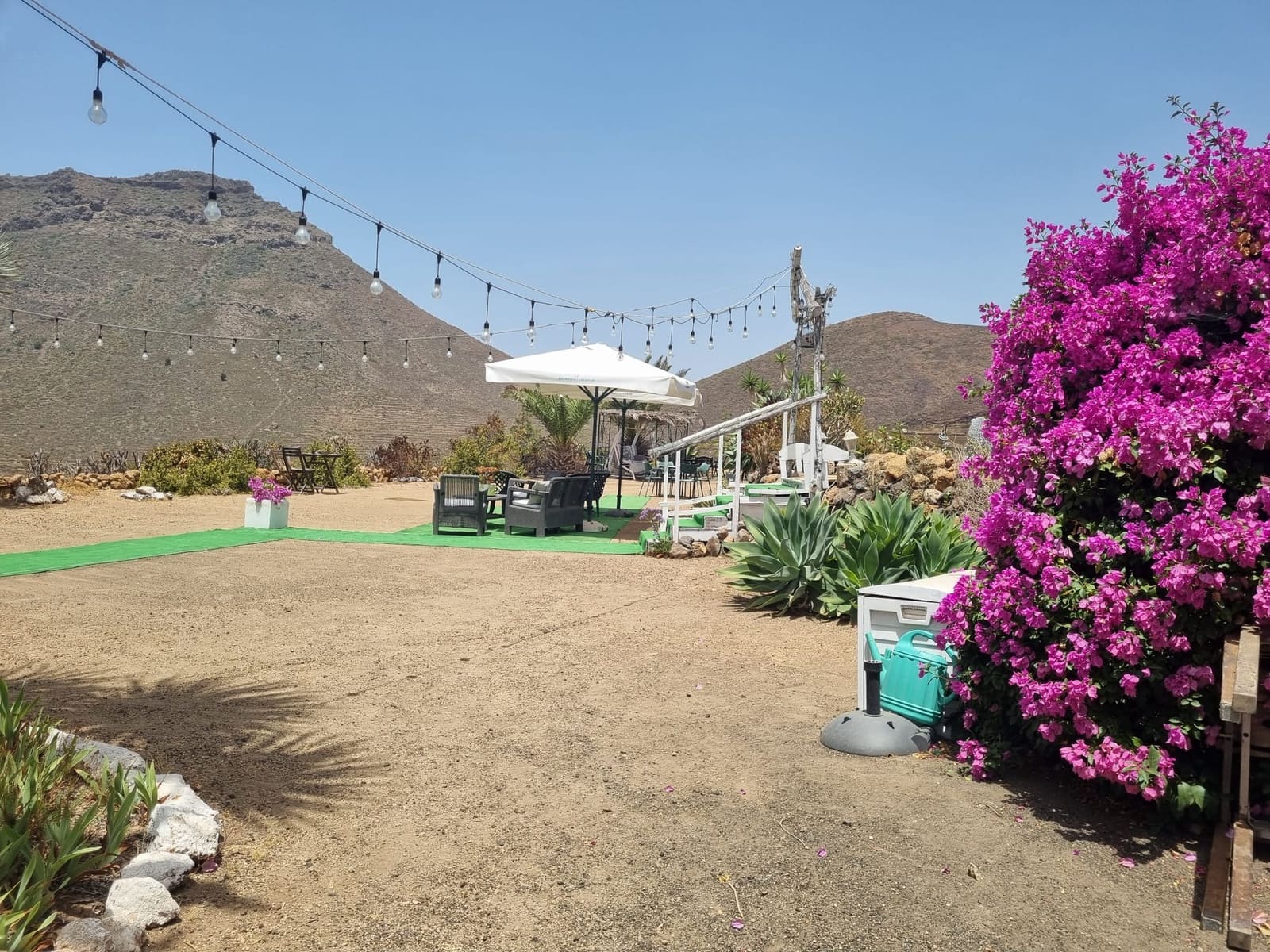 Virksomhed til salg i Arona med garage - € 185.000 (Ref: 9383732)