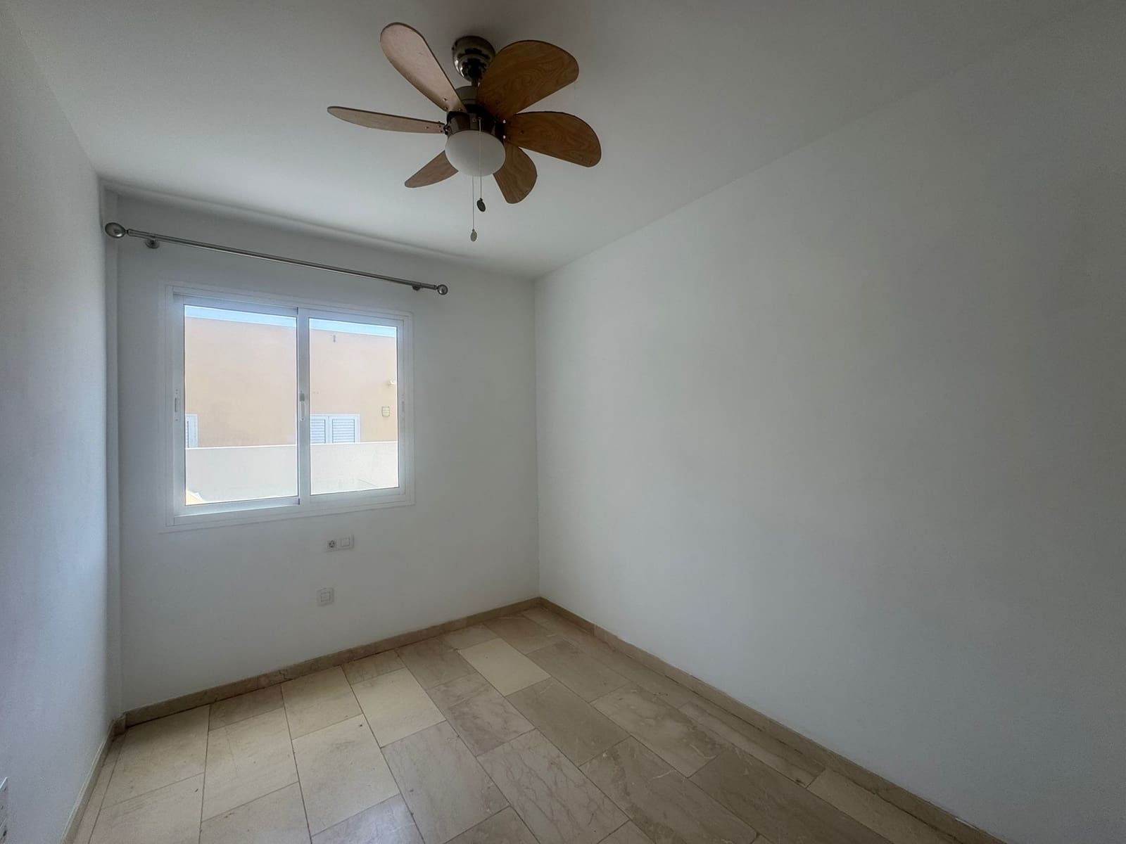 3 bedroom Villa for sale in Costa Adeje with garage - € 820,000 (Ref: 9386278)