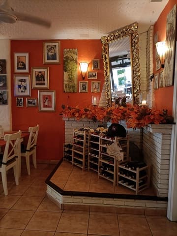 Restaurante/Bar para venda em Los Gigantes, Santiago del Teide - 120 000 € (Ref: 9386279)