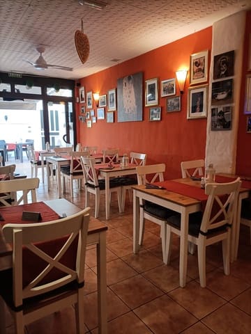 Restaurante/Bar para venda em Los Gigantes, Santiago del Teide - 120 000 € (Ref: 9386279)