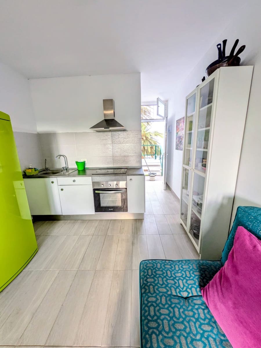 Studio zu verkaufen in Costa del Silencio mit Pool - 138.000 € (Ref: 9394276)