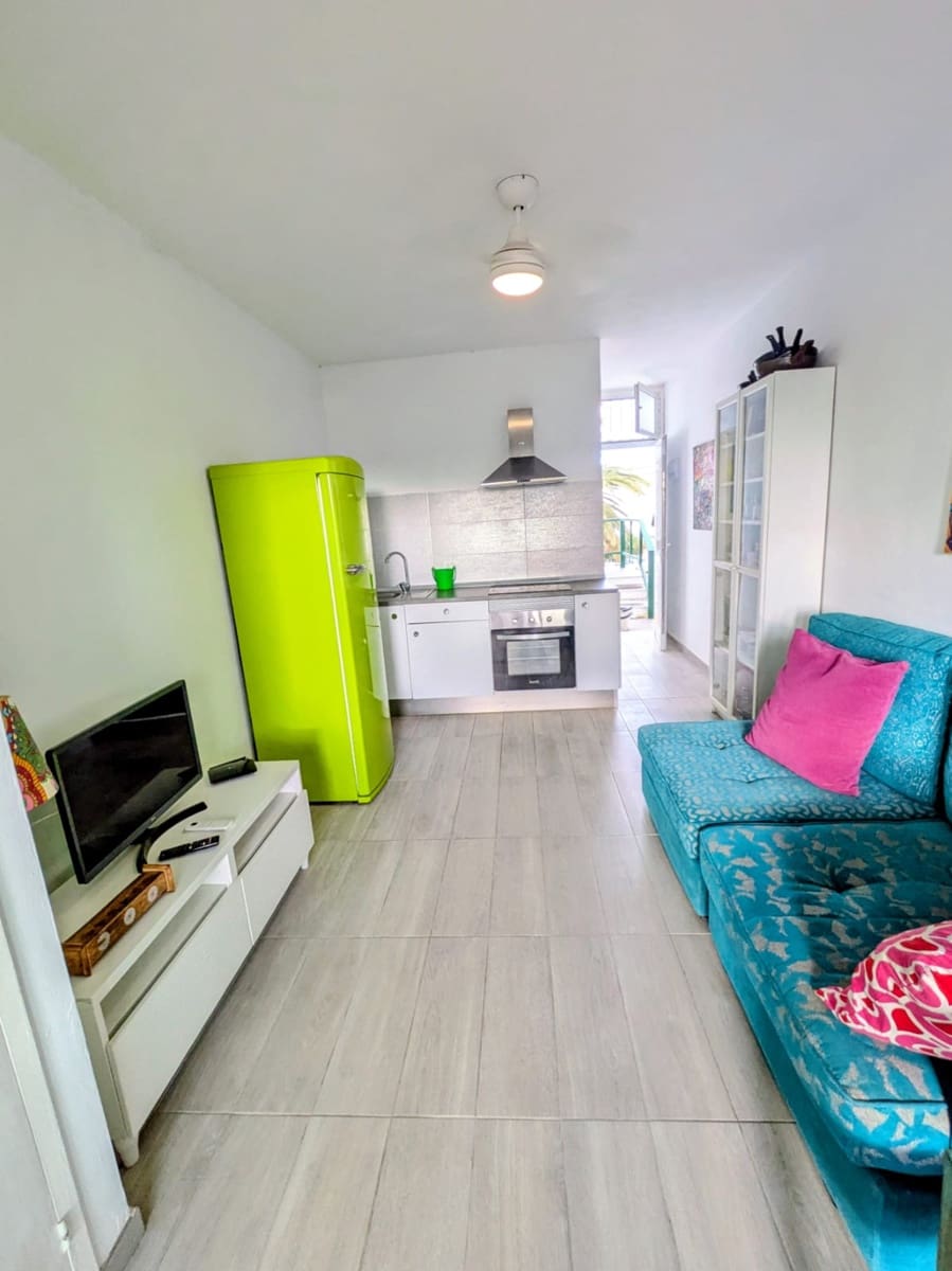 Studio zu verkaufen in Costa del Silencio mit Pool - 138.000 € (Ref: 9394276)