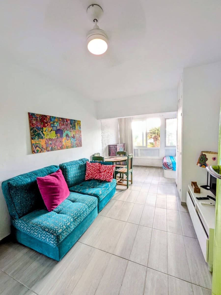 Studio zu verkaufen in Costa del Silencio mit Pool - 138.000 € (Ref: 9394276)