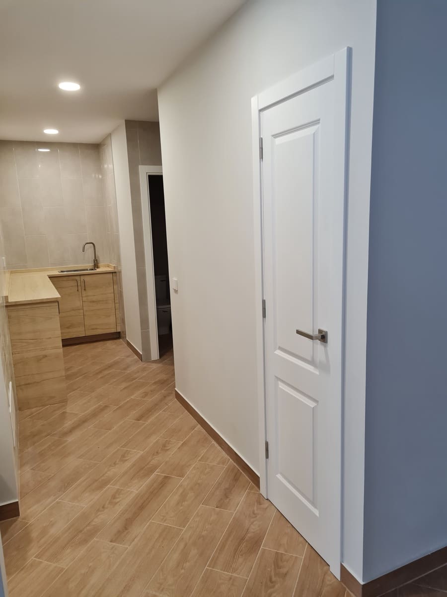 Kontor til salgs i Armenime - € 219 000 (Ref: 9499997)