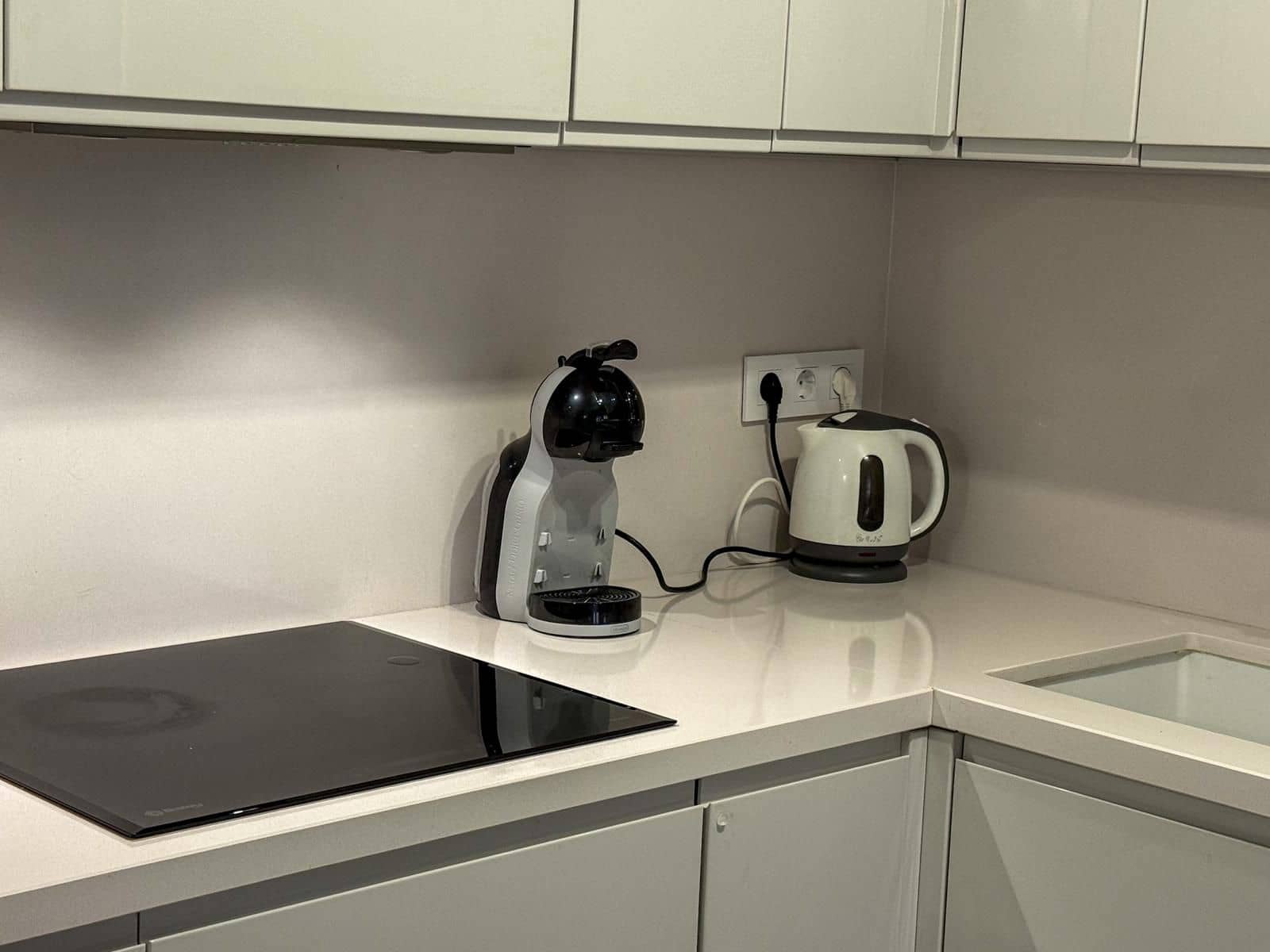 1 soverom Leilighet til salgs i Los Cristianos med svømmebasseng - € 299 950 (Ref: 9541757)