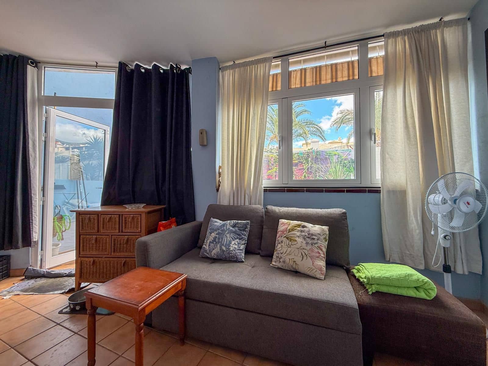 1 soverom Leilighet til salgs i Los Cristianos med svømmebasseng - € 299 950 (Ref: 9541757)