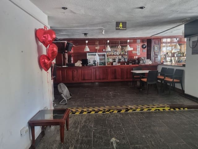 Restaurang/Bar till salu i Playa de las Américas, Adeje med pool - 39 950 € (Ref: 9667119)