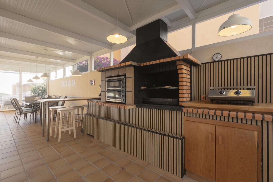 4 bedroom Villa for sale in Puerto Santiago with pool garage - € 959,000 (Ref: 9747267)