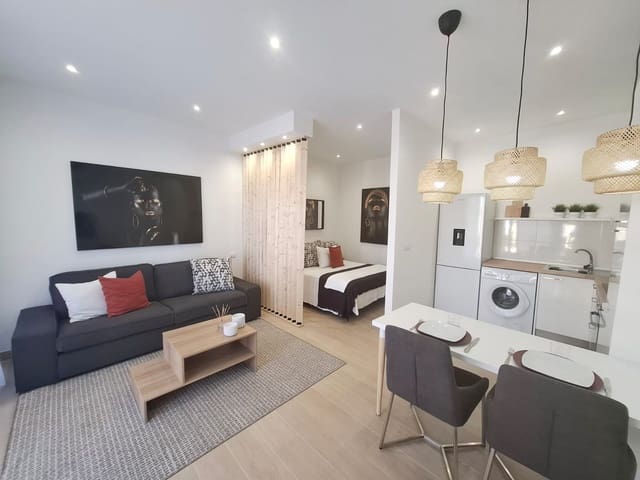 Studio à vendre à Torviscas Centro y Alto, Adeje avec piscine - 199 900 € (Ref: 9747350)